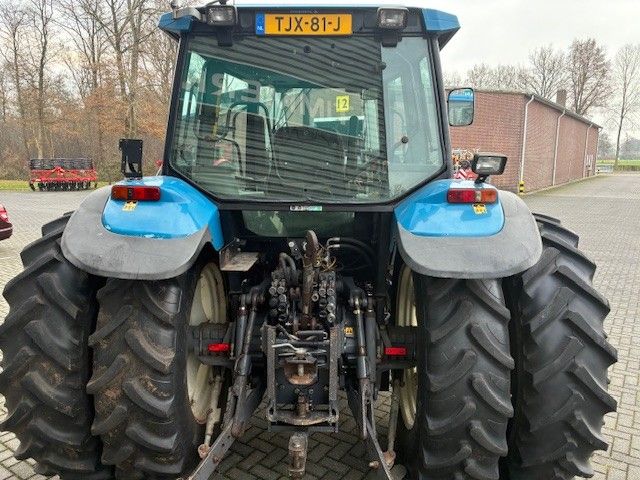 New Holland TS 100