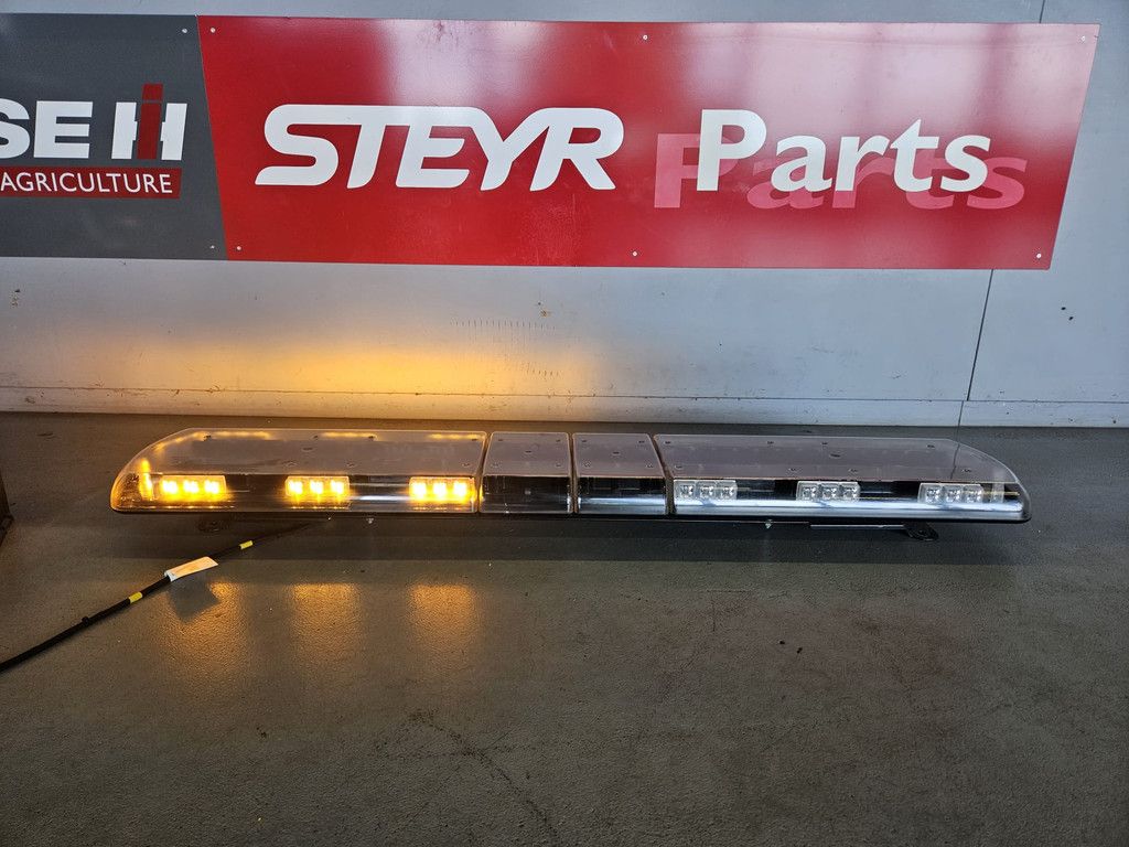 CNH Onderdeel Zwaaibalk