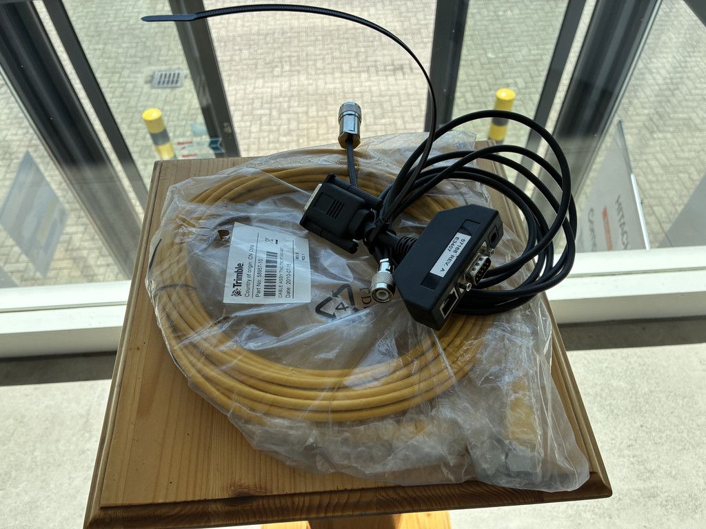 Trimble AgGPS 542 Basestation