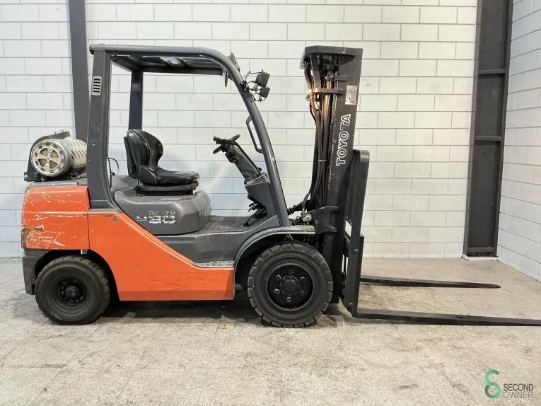 Gabelstapler LPG Toyota 02-8 FGJF 35 2007