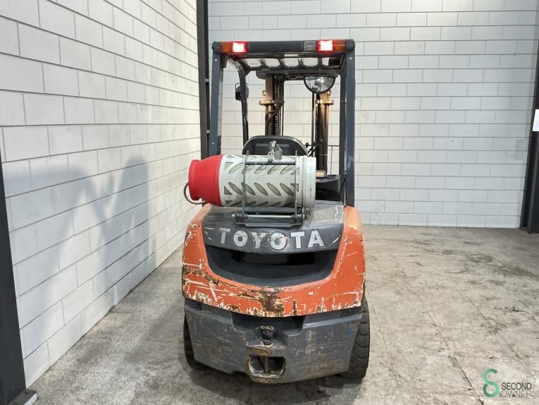 Gabelstapler LPG Toyota 02-8 FGJF 35 2007