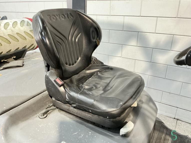 Gabelstapler LPG Toyota 02-8 FGJF 35 2007