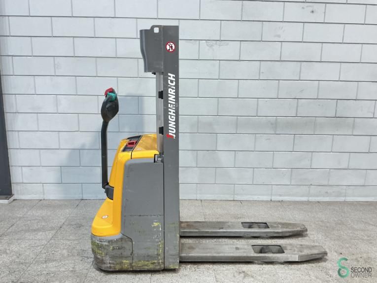 Stackers Electric Jungheinrich EJC 112 2016