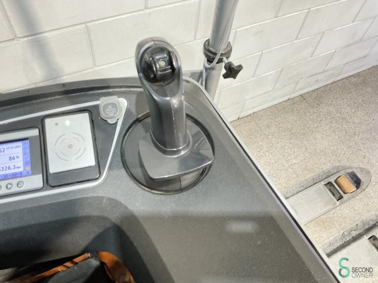 Pallet trucks Electric Still SXH20 2022