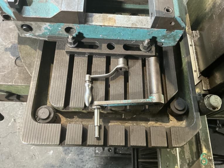 Freesmachines universeel Maho MH 600