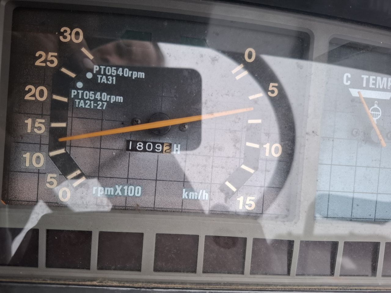 Iseki U-DX 530 3 punts h U-DX 530