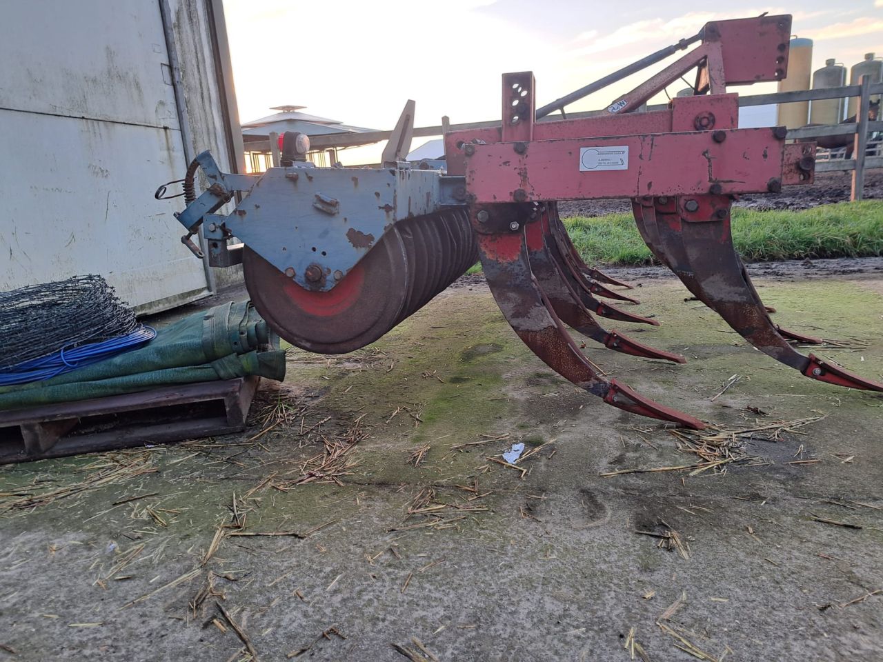 Wifo vaste tand cultivator diepwoeler met bandenrol