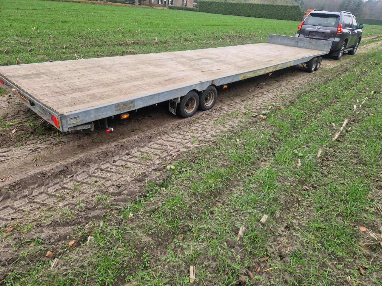 Veldhuizen schamelwagen dieplader machinetransporter