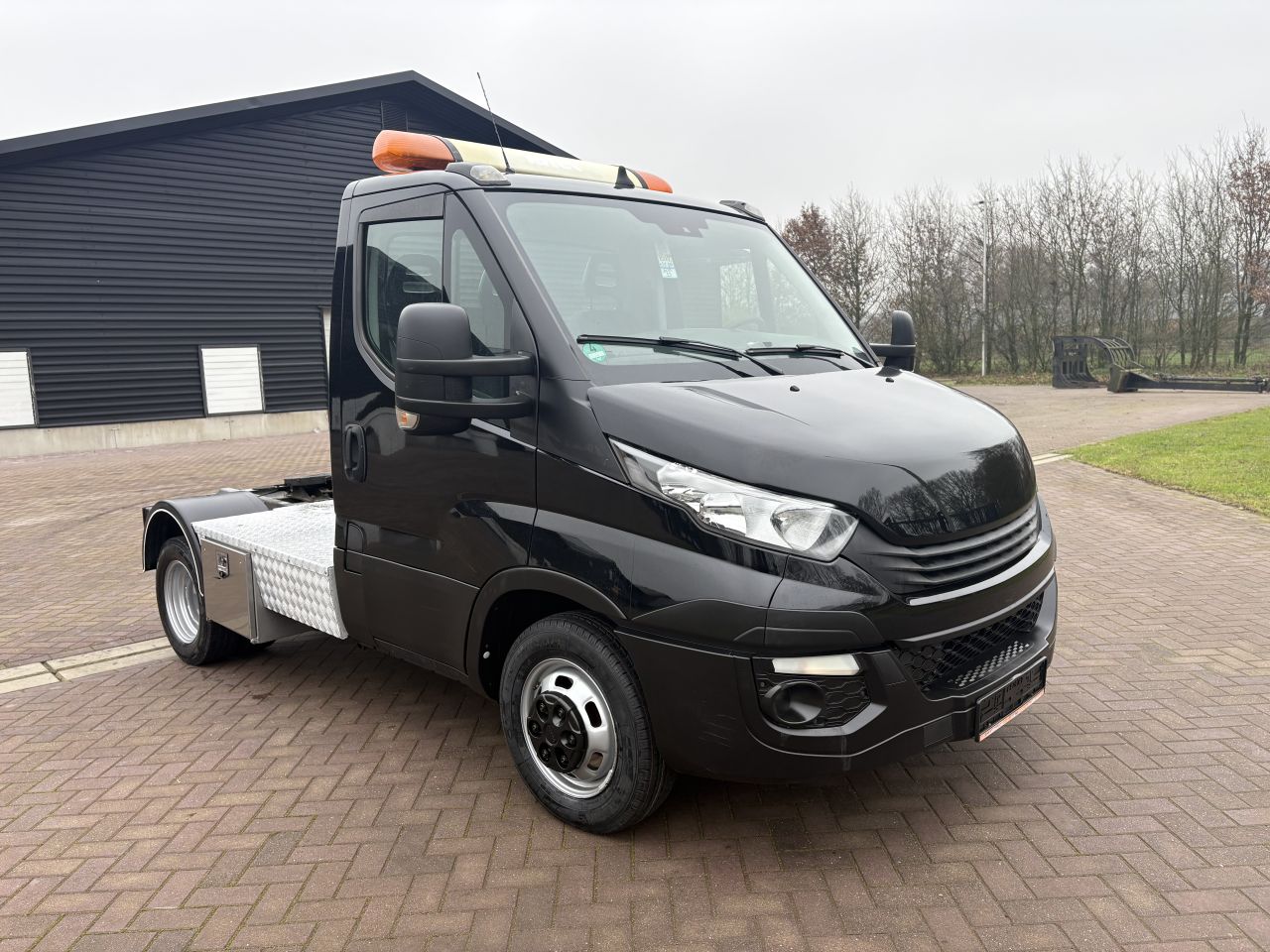 Be trekker 12 ton Iveco Daily 40c18 euro 6 (duits) 151.336 km N1