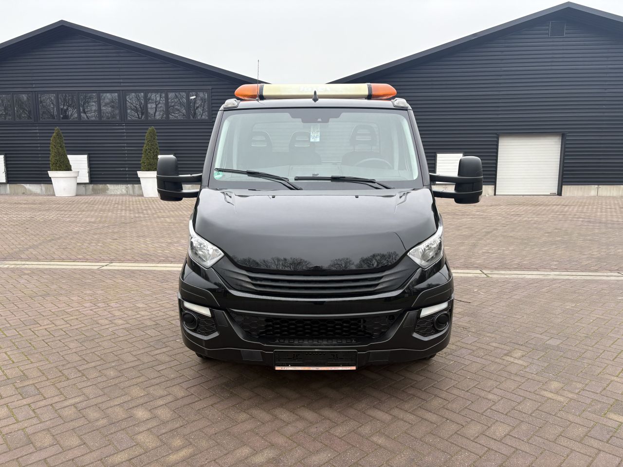 Be trekker 12 ton Iveco Daily 40c18 euro 6 (duits) 151.336 km N1