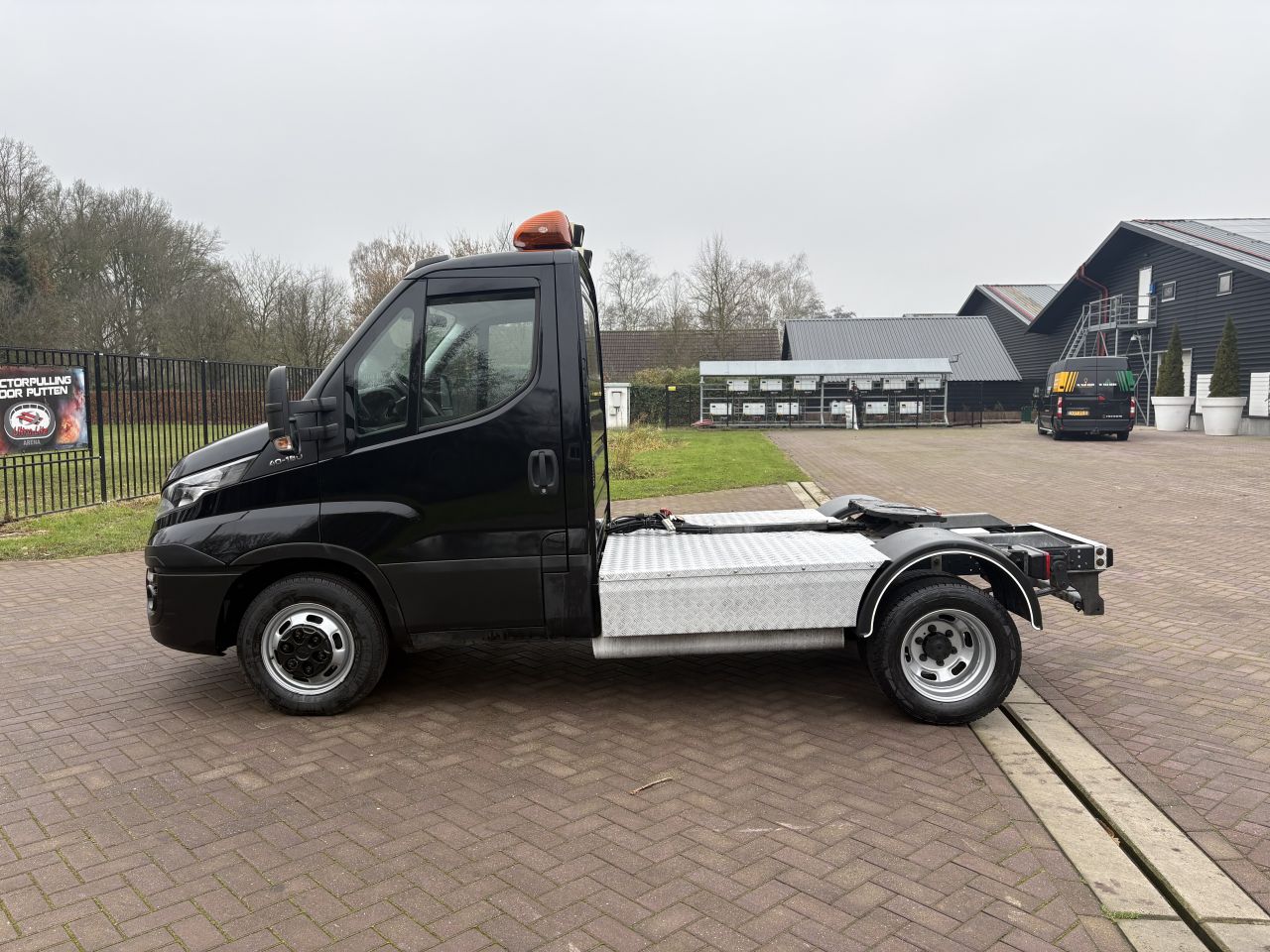 Be trekker 12 ton Iveco Daily 40c18 euro 6 (duits) 151.336 km N1