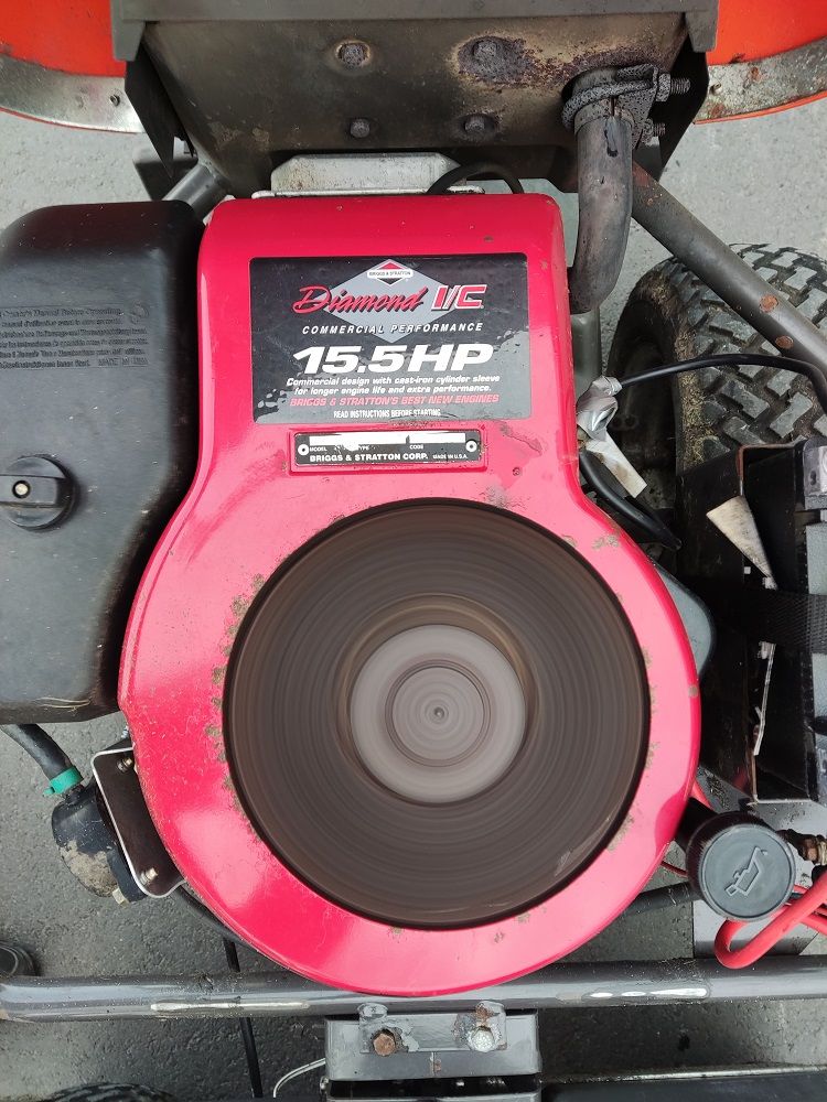 HUSQVARNA zitmaaier (type Rider 16, 15,5 pk, 103 cm., hydro)