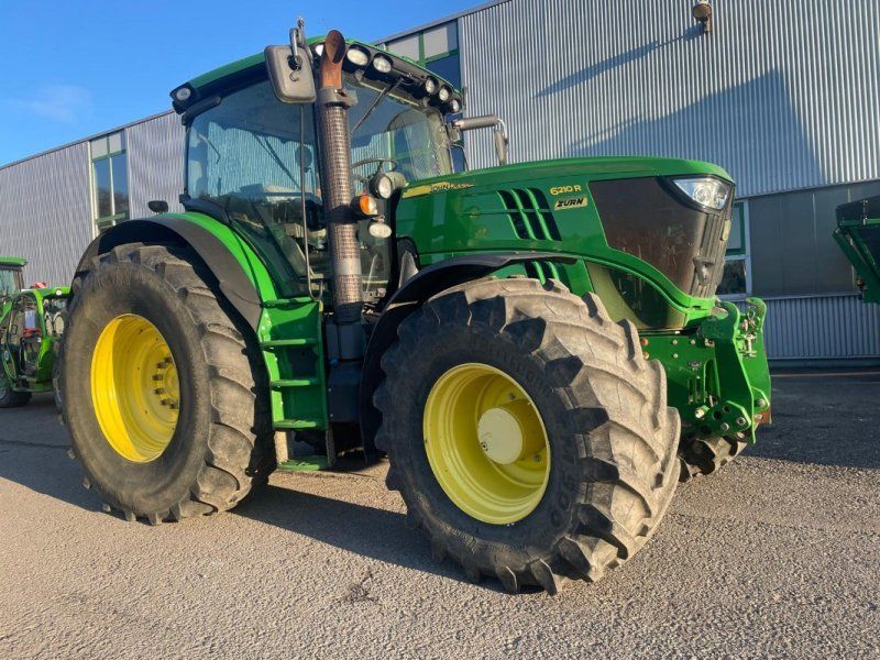 John Deere 6210R