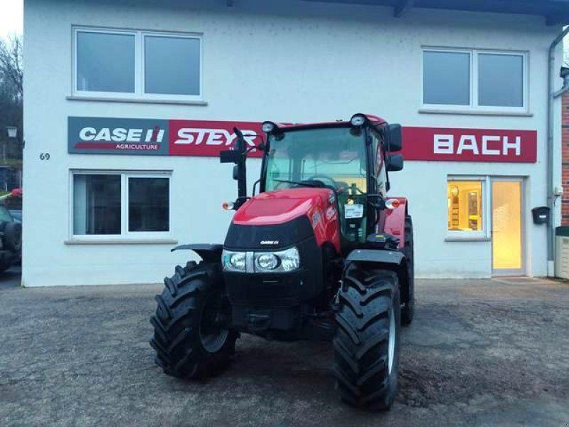 Case IH FARMALL 90 A POWERSHUTTLE