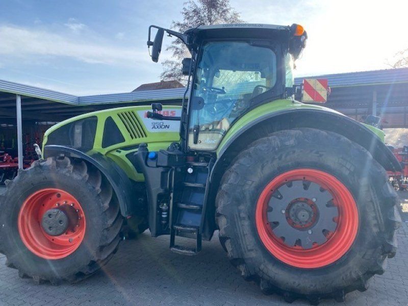 Claas AXION 950