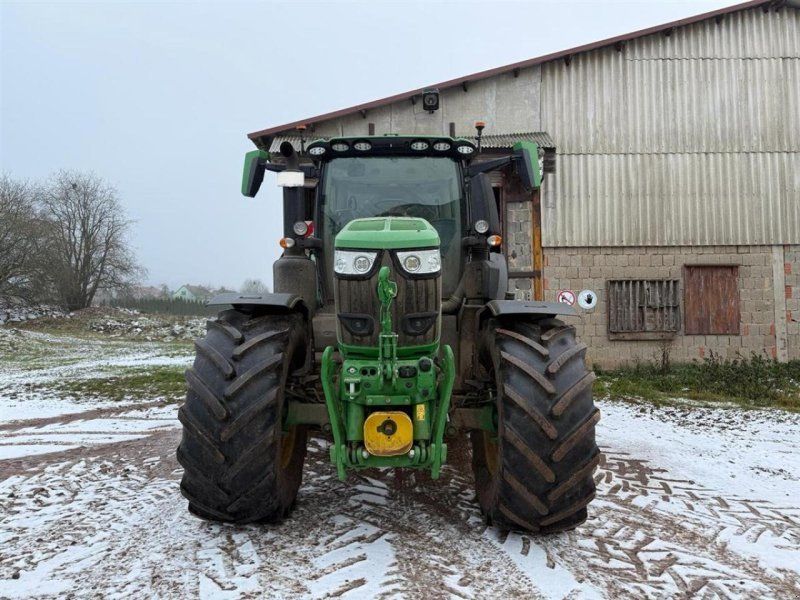 John Deere 6R 250