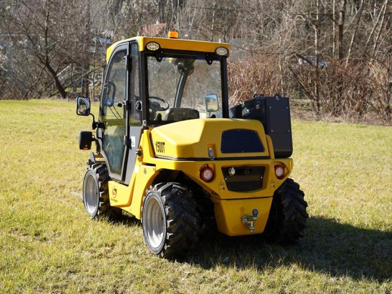 Schieder 4WD /Hoflader1500T mit PERKINS-Motor