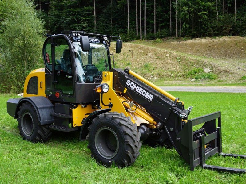 Schieder 825T (Hoflader) Mit beheizter Kabine