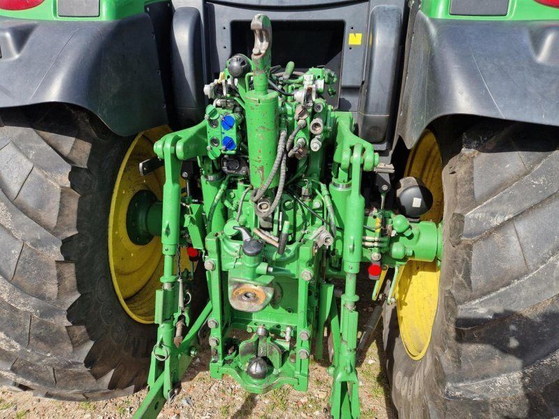 John Deere 6140R