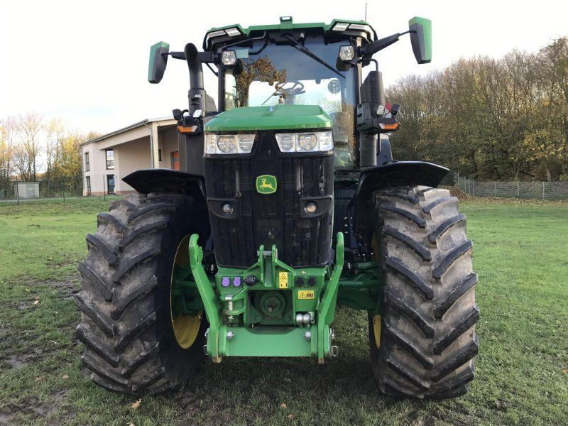 John Deere 7R 310