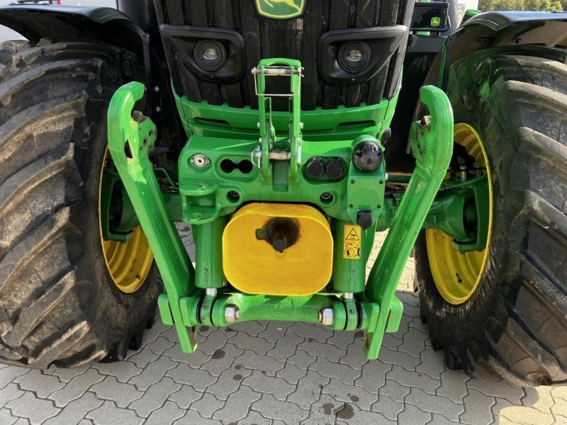 John Deere 6R 185