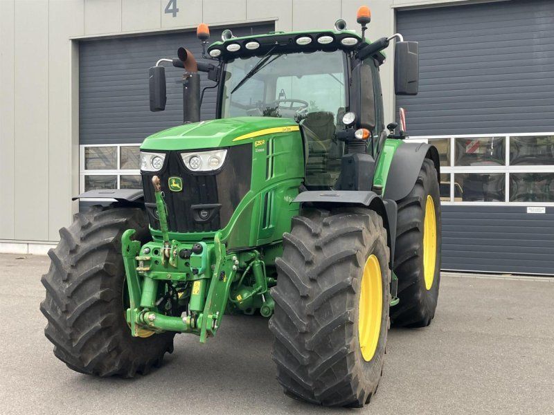 John Deere 6250R
