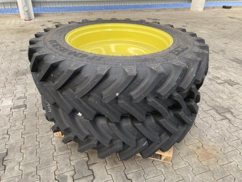 BKT 420/85R38