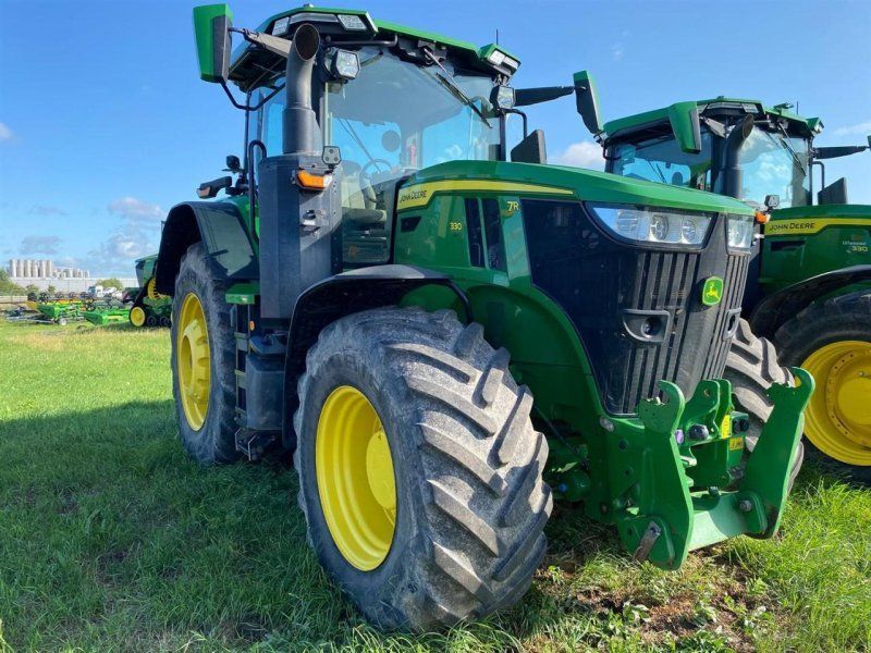 John Deere 7R 330