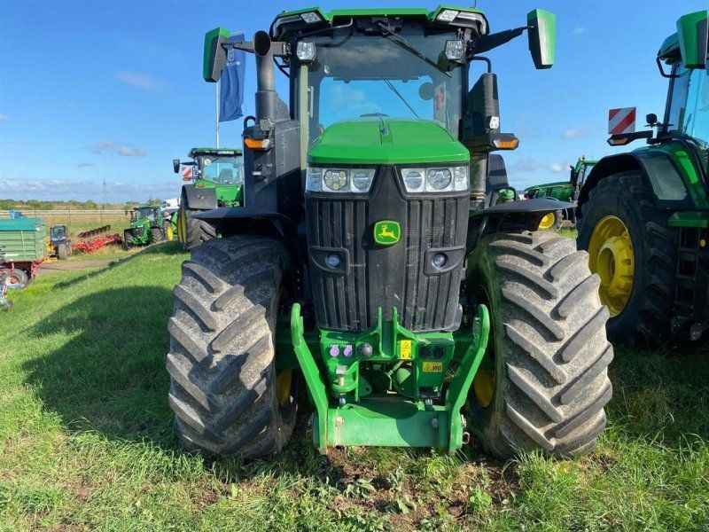 John Deere 7R 330