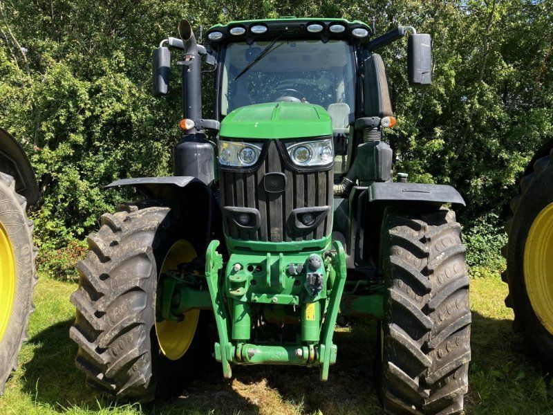 John Deere 6230R