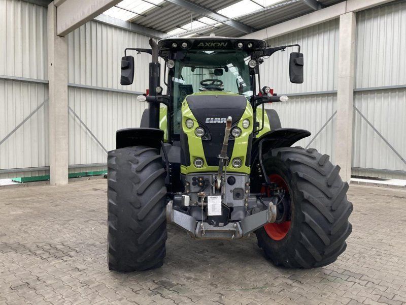 Claas Axion 870