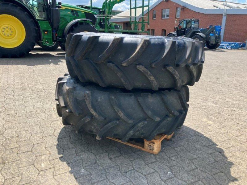 Vredestein 420/85R30
