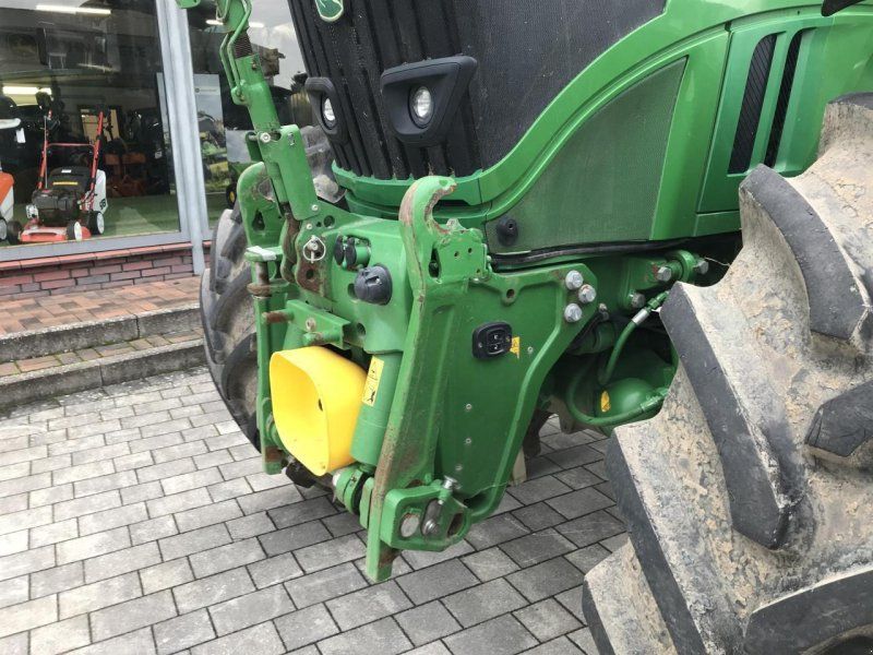 John Deere 6250R