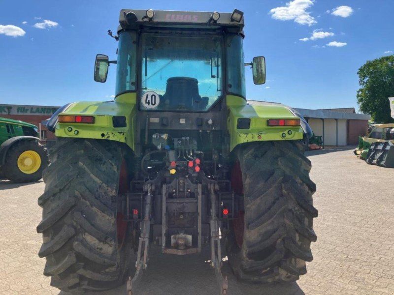 Claas Ares 696