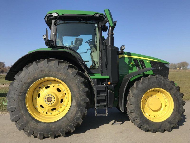 John Deere 7R 310