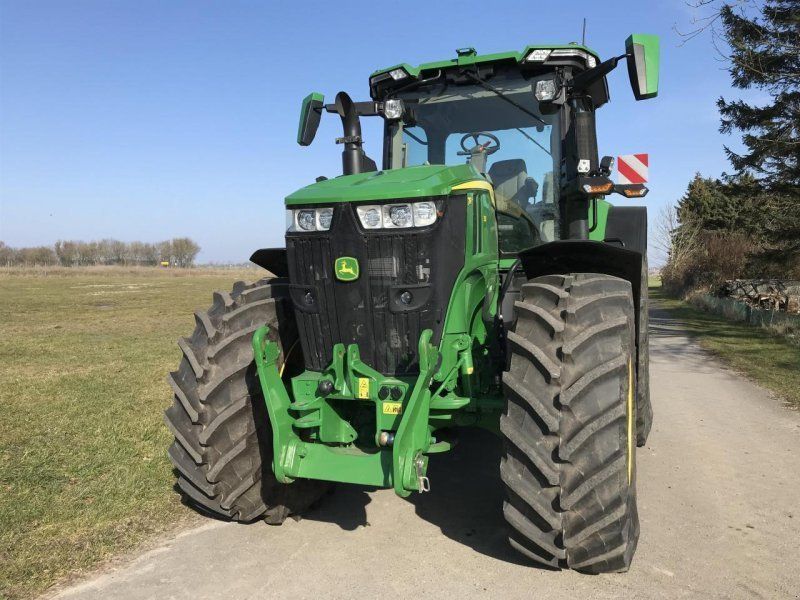 John Deere 7R 310