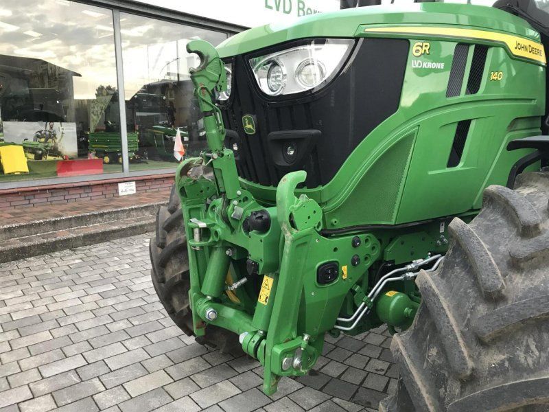 John Deere 6R 140