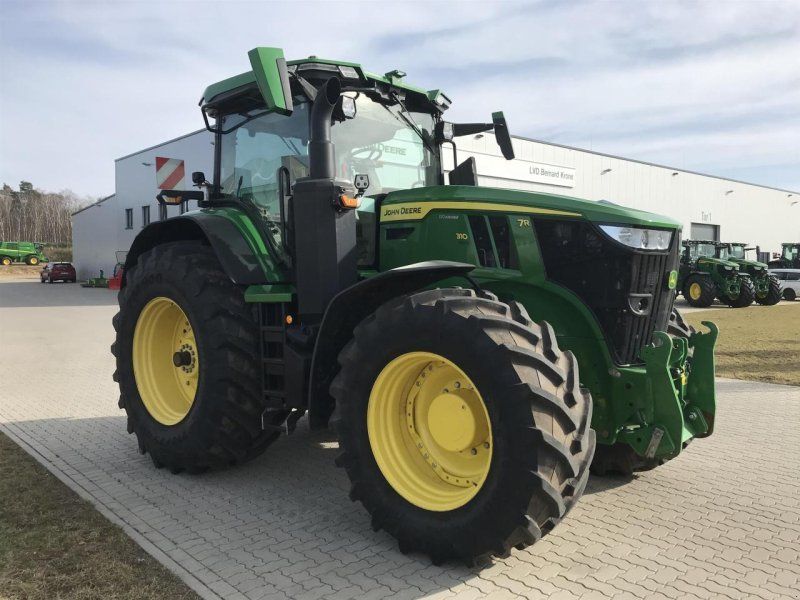 John Deere 7R 310