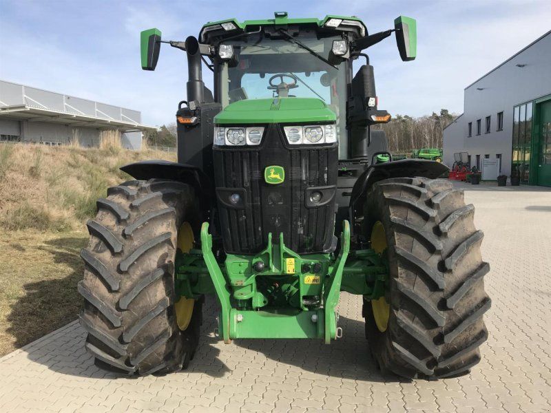 John Deere 7R 310