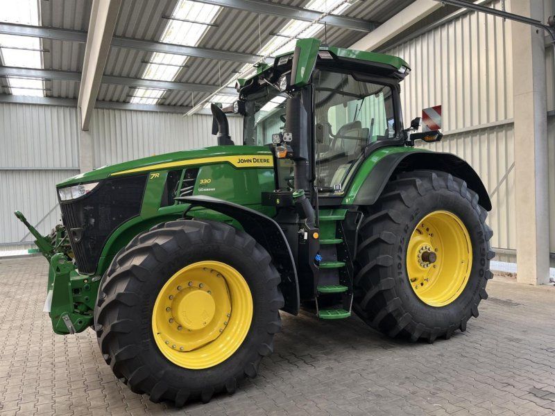 John Deere 7R 330
