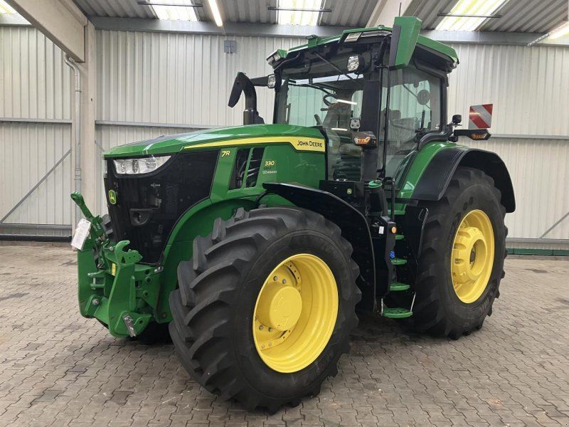 John Deere 7R 330