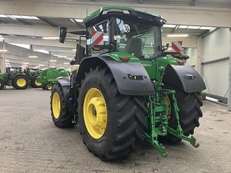 John Deere 7R 330