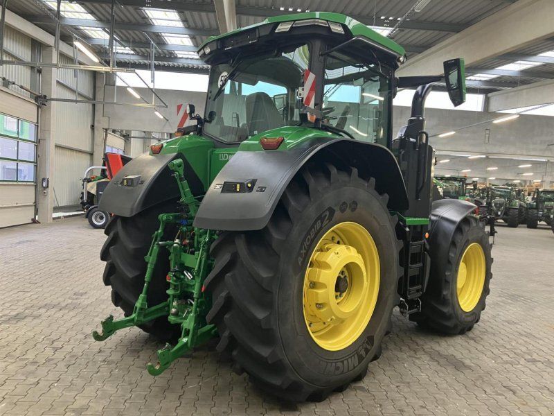 John Deere 7R 330