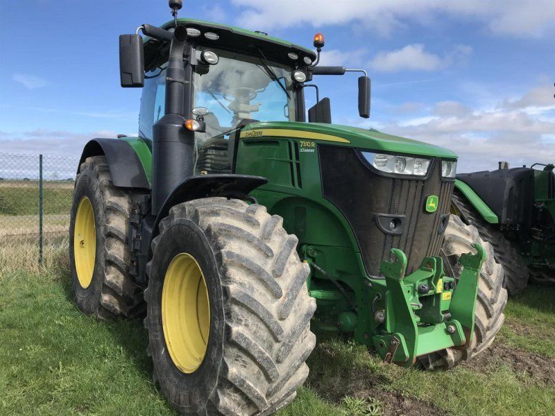 John Deere 7310R