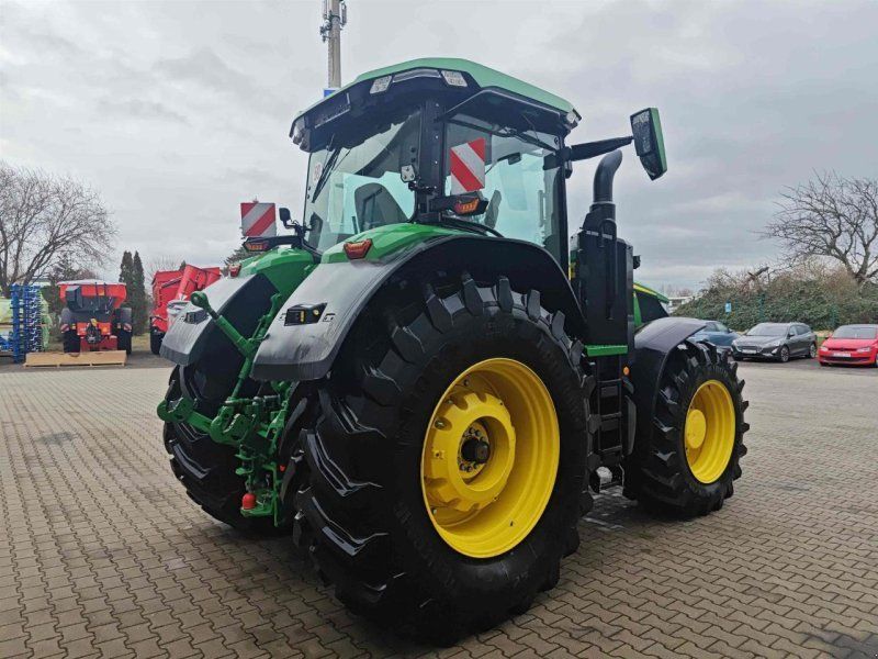 John Deere 7R 330