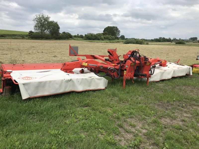 Kuhn FC883 & FC 313F-FF
