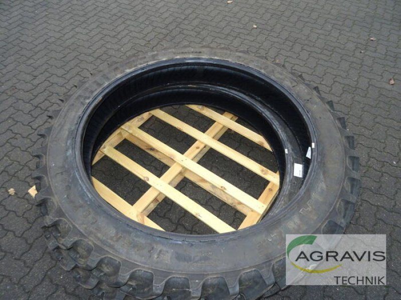 Alliance IF270/105R54