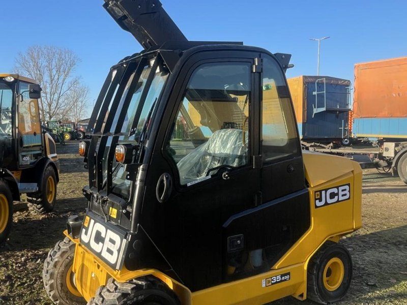 JCB Teletruk 35 D23