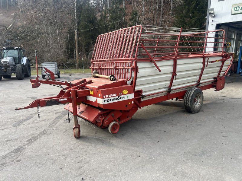 Pöttinger Trend II , Tieflader LW 40M