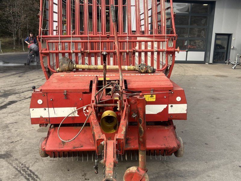 Pöttinger Trend II , Tieflader LW 40M